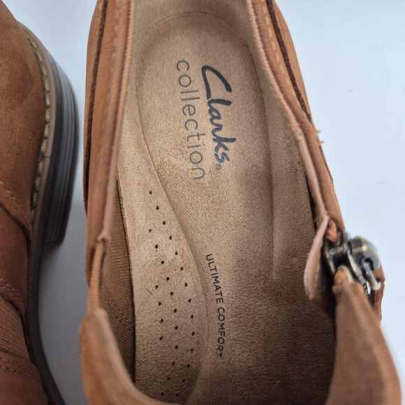 Clarks Boots Womens Size 8.5 Tan Ruched Ankle Booties Side Zip Ultimate Comfort - Picture 10 of 13